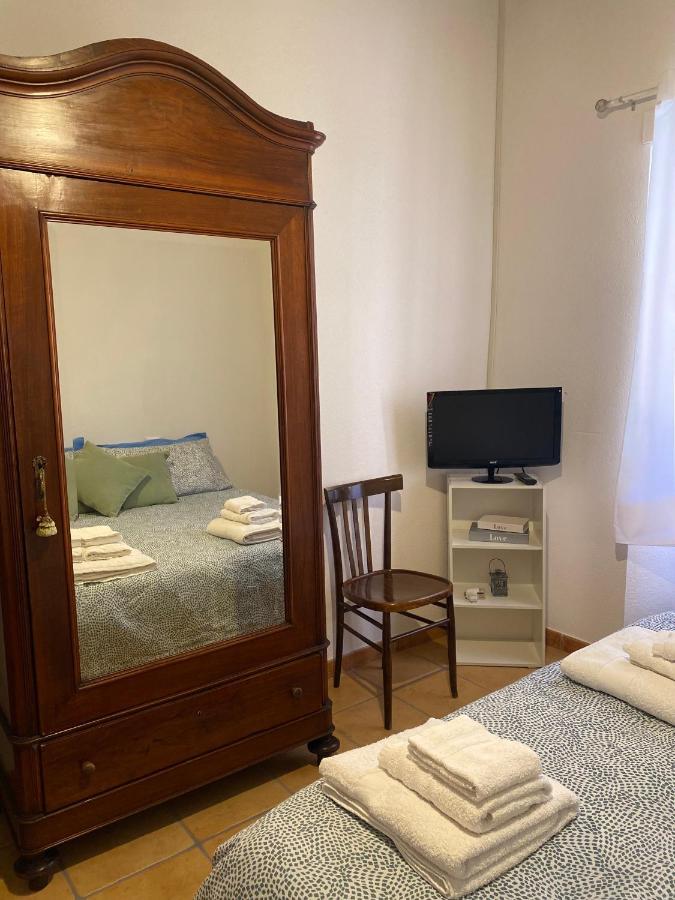 B&B Domenico Paulis Tuili Exteriör bild